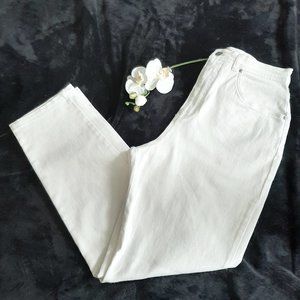 🤗HP🤗 Gloria Vanderbilt White Jeans